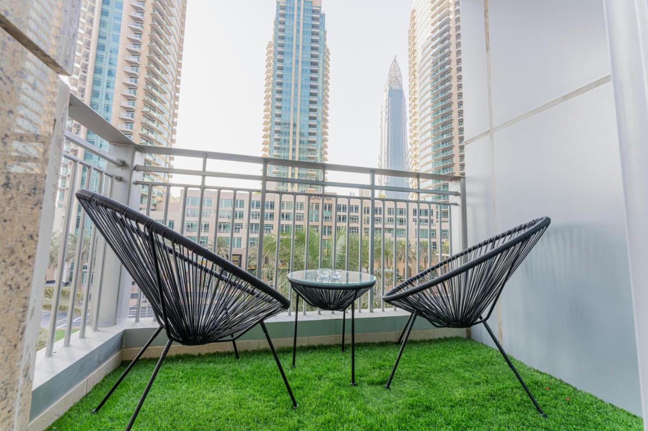 First Class Studio With Dubai Downtown Boulevard View Exterior foto