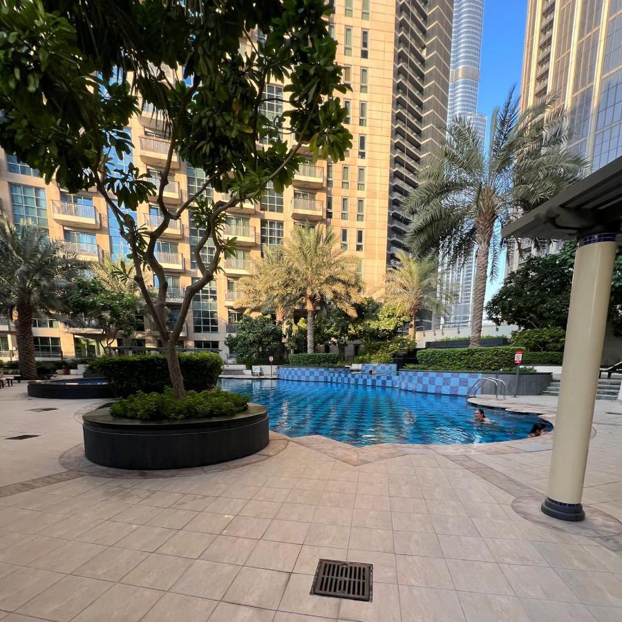 First Class Studio With Dubai Downtown Boulevard View Exterior foto